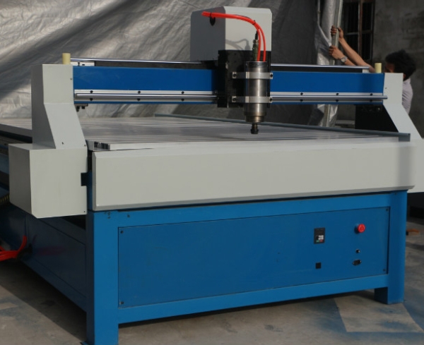 【合肥雕刻機(jī)】如何控制鋁材雕刻機(jī)的變頻？