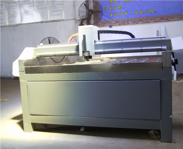 數(shù)控等離子切割機